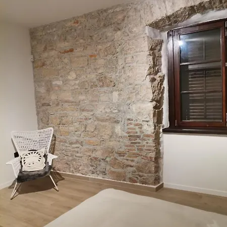 Apartvilla Castropola