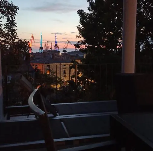 Apartvilla Castropola Διαμέρισμα Πούλα