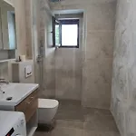 Apartvilla Castropola Apartment *