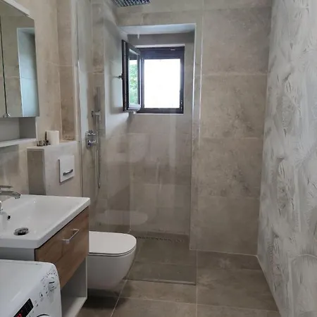 Apartvilla Castropola 公寓 *