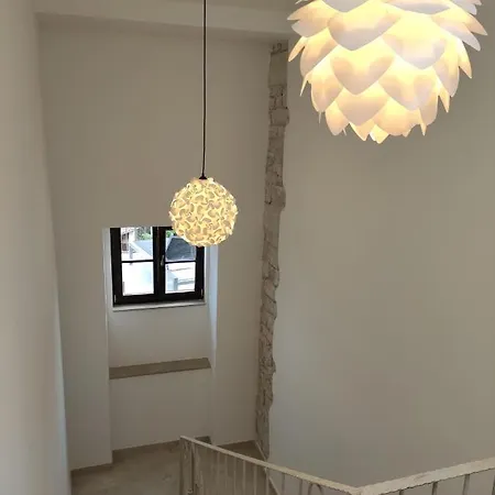公寓 Apartvilla Castropola