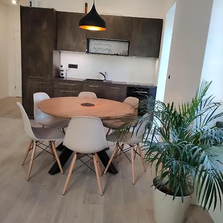 Apartvilla Castropola 公寓 普拉