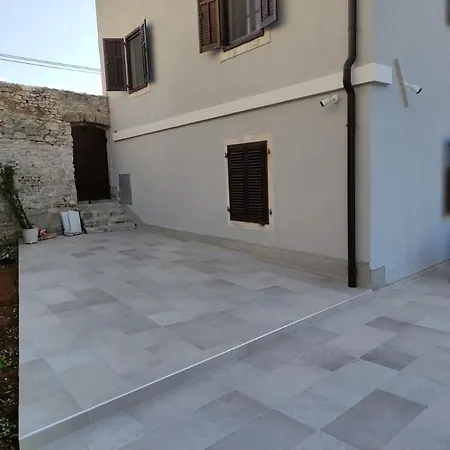 Apartvilla Castropola 公寓 *