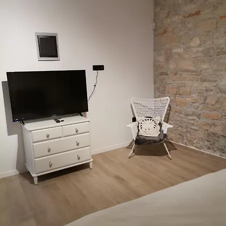 Apartvilla Castropola 公寓 普拉
