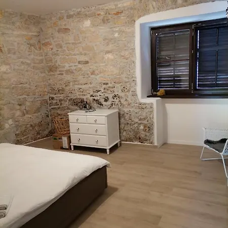 Apartvilla Castropola 公寓 *